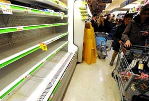 Hurricane Sandy: New York City braces for wall of water