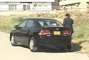 Explosives found under Pakistan journalist Hamid Mir's car, defused