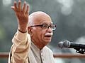 Advani offers prayers at Lord Venkateswara temple