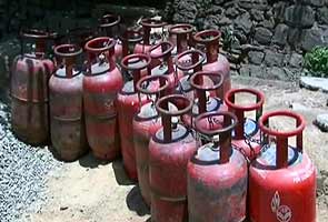 Will there be a rethink on LPG cap ahead of assembly polls?