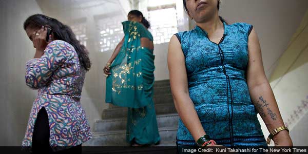 Cellphones reshape prostitution in India, imperil AIDS fight