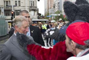 'Fashion icon' Charles a hit with New Zealand crowds