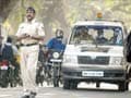 6 vehicles and 17 officers took Ajmal Kasab to his death
