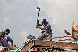 Death toll hits nine, 67 rescued after Ghana mall collapse