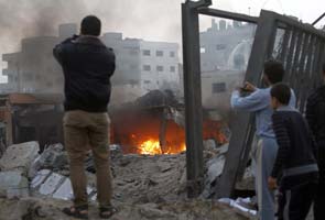 Israeli strikes kill 10, raising toll to 87: medics