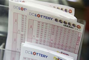 Lottery fever grips US ahead of Powerball draw