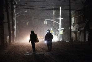 After Superstorm Sandy, northeast US deals with more wind, snow
