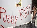 Russian court bans "extremist" Pussy Riot video