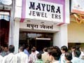 Four goons rob jewellery store in broad daylight