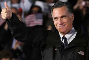 Barack Obama has slight edge over Mitt Romney day before US election: Poll