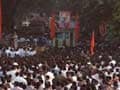 Bal Thackeray's funeral procession begins; stay home, say police; autos and taxis off roads