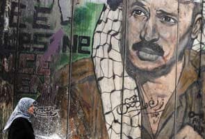 Experts to exhume Yasser Arafat, seek evidence of poison