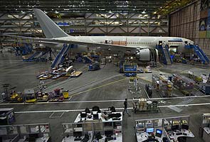 Boeing 787 in emergency landing as inspections ordered