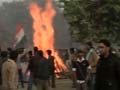 Delhi gang-rape: Protests turn violent at India Gate, constable seriously injured