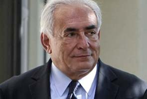 Strauss-Kahn, New York hotel maid settle suit over alleged sexual assault