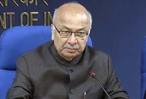 'Amanat' gang-rape: Home Minister says govt committed to women's security, urges end of protest