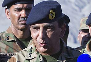 Pakistan's army chief Ashfaq Kayani makes Afghan peace 'top priority'
