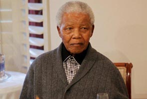 Frail Nelson Mandela's 'sparkle fading': wife