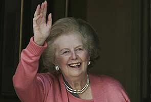 Former British Prime Minister Margaret Thatcher in hospital after operation 