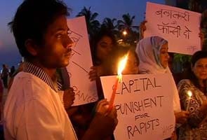 Mumbai prays for Delhi gang-rape victim