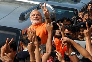 Gujarat elections: why the Congress is irked by Narendra Modi's 'V' sign 