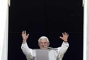 Find room for God in fast-paced world, says Pope Benedict on Christmas