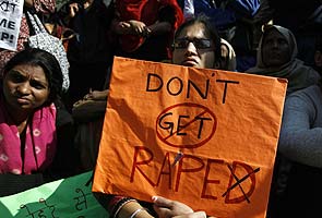 Delhi gang-rape: Victim is fighting for life, on ventilator, say doctors
