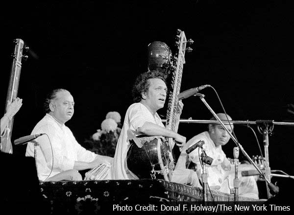 Ravi Shankar, Indian sitarist, dies at 92