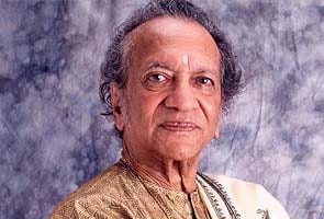 Sitar maestro Pandit Ravi Shankar dies at 92