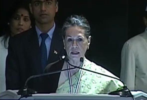 Sonia Gandhi woos youth, women and middle class at Congress session in Jaipur