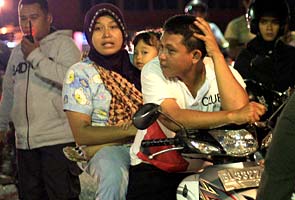 Strong earthquake kills girl, ruins homes in Indonesia 