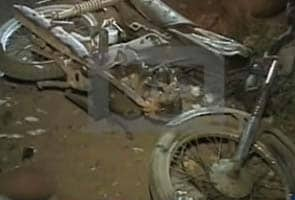 Motorcycle bomb kills four in Karachi