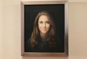 First royal portrait of Kate Middleton unveiled