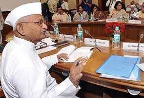 Lokpal Bill, cleared by cabinet, slammed by Anna Hazare, BJP