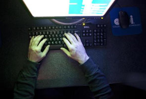 Hands-on training to Andhra Pradesh police officers to probe cyber-crimes