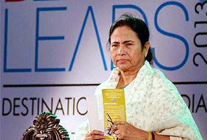 At business summit, Mamata Banerjee makes investors sing