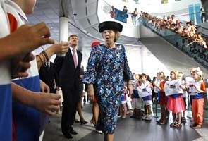 Dutch Queen Beatrix abdicates, son to succeed
