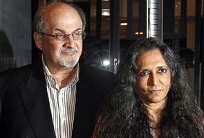 Author Salman Rushdie, filmmaker Deepa Mehta's visit to Kolkata cancelled