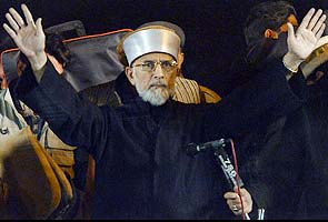 Tahir-ul-Qadri signals end to Islamabad sit-in today