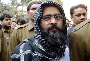 Afzal Guru's family counters Govt, says not informed about execution
