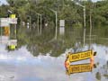 'Lucky' Australians dodge cyclone's worst