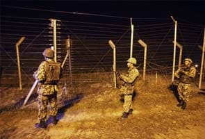 Pakistan Army says one of its soldier inadvertently crossed LoC