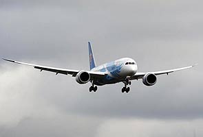 US clears Boeing 787 for test flights, as delays loom