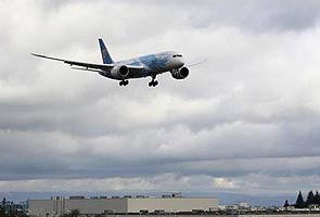 Boeing completes 'uneventful' test flight of 787 Dreamliner