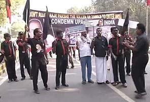 Karunanidhi leads DMK's 'black' protest against Sri Lankan President's visit to India
