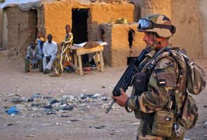 French, Malian troops fight Islamist rebels inside Gao