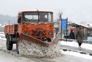 Landslides cause closure of Jammu-Srinagar highway