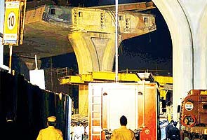Under-construction bridge collapses in Mumbai, three killed