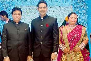 High-flying politico flies from wedding to Vidhan Bhavan in 60 minutes