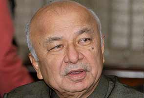 BJP to boycott Home Minister Shinde for 'saffron terror' remarks